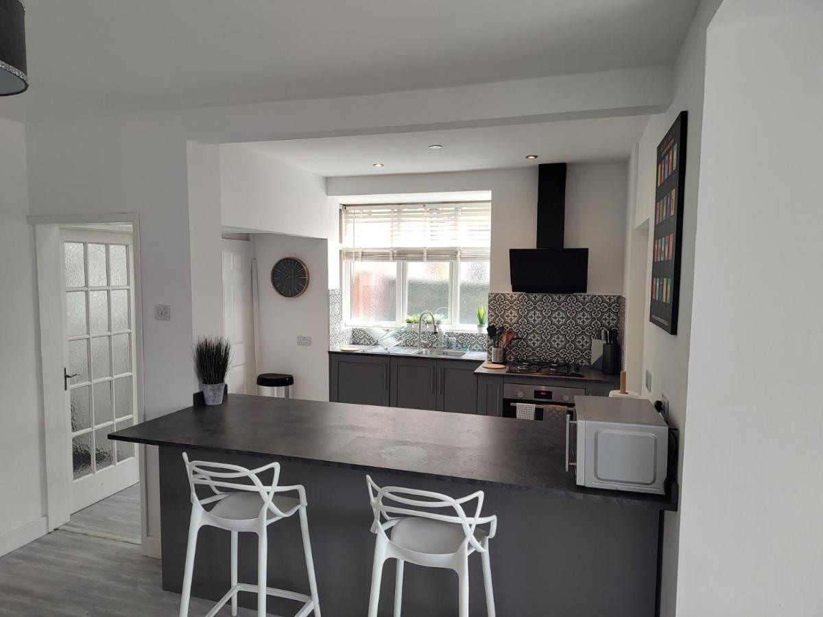Wavertree Drive 3 Bed Contractor Home In Leicester Buitenkant foto
